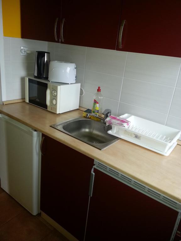 Nador Apartman Lejlighed Balatonlelle Værelse billede